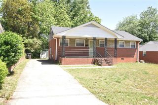 2301 Douglas Hill Drive, Winston-salem, NC 27105