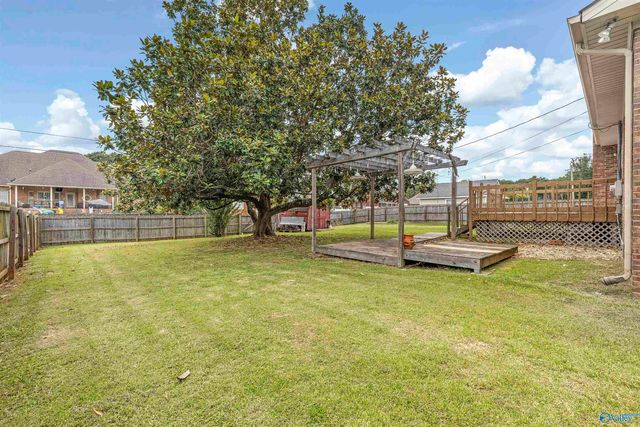 2203 Springdale Drive, Hartselle, AL 35640