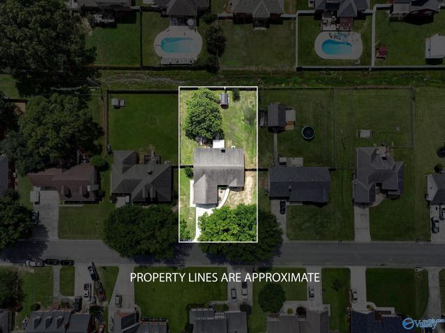 2203 Springdale Drive, Hartselle, AL 35640