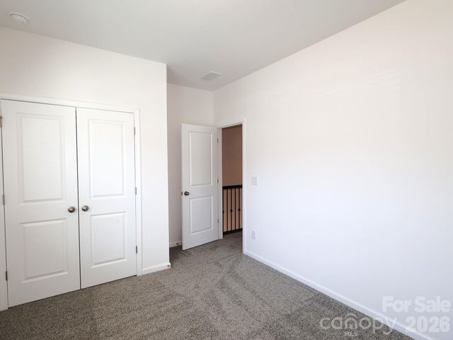 12113 Avienmore Drive, Charlotte, NC 28278