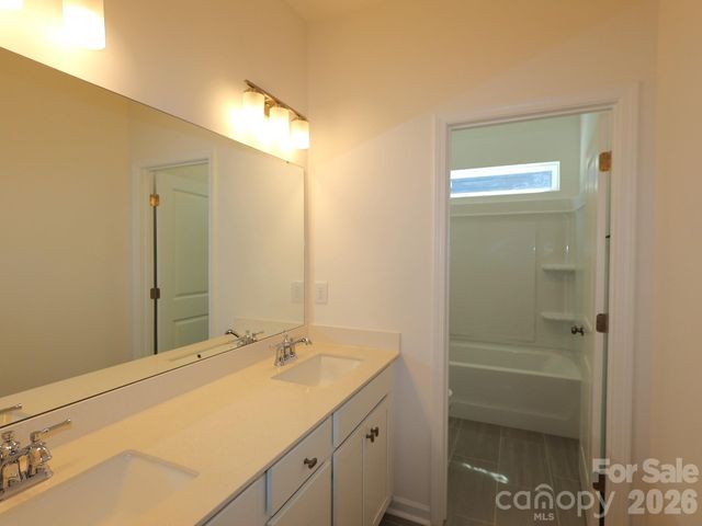 12113 Avienmore Drive, Charlotte, NC 28278