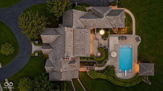 42 Monahan Road, Zionsville, IN 46077
