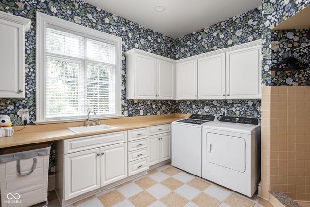 42 Monahan Road, Zionsville, IN 46077