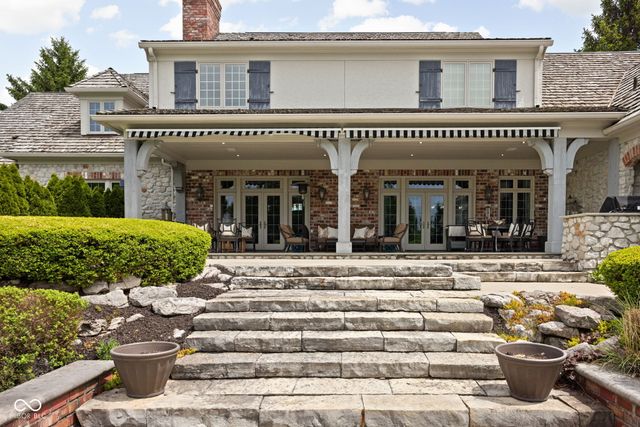 42 Monahan Road, Zionsville, IN 46077