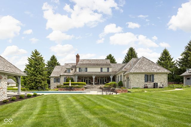 42 Monahan Road, Zionsville, IN 46077