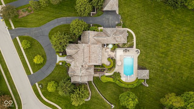42 Monahan Road, Zionsville, IN 46077