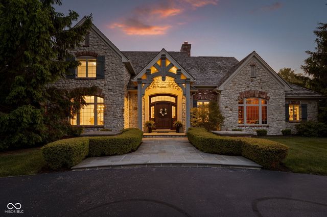 42 Monahan Road, Zionsville, IN 46077