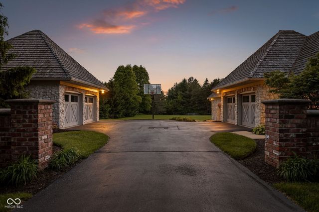 42 Monahan Road, Zionsville, IN 46077