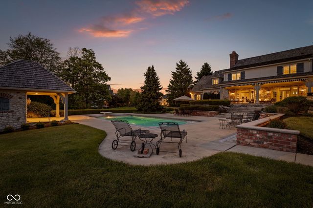 42 Monahan Road, Zionsville, IN 46077