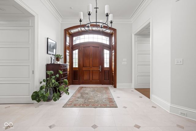42 Monahan Road, Zionsville, IN 46077
