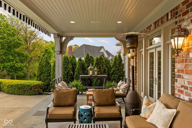 42 Monahan Road, Zionsville, IN 46077