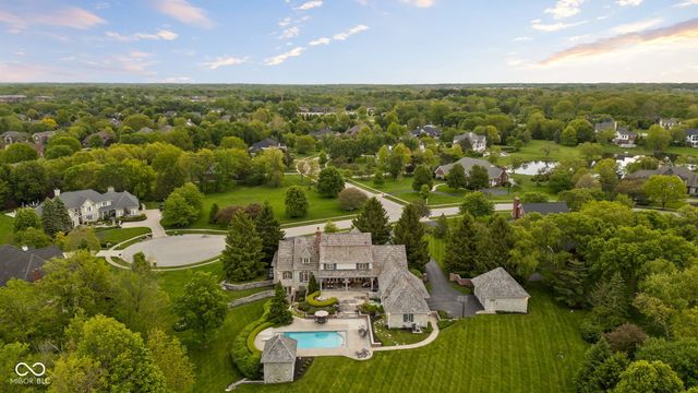 42 Monahan Road, Zionsville, IN 46077