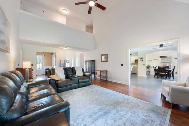125 Prairieview Dr, Murfreesboro, TN 37127