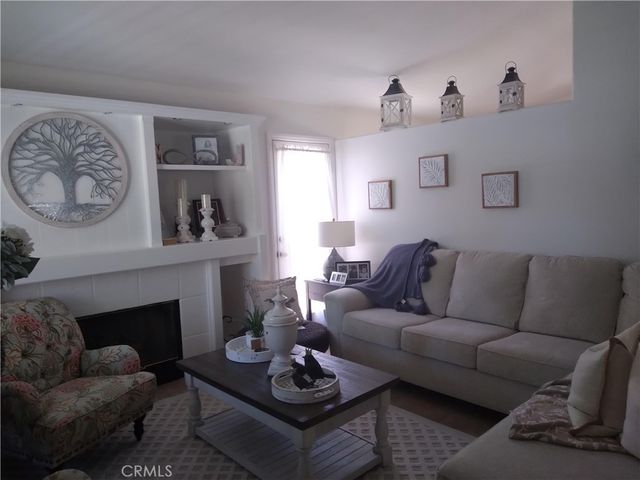 40672 Corte Albara, Murrieta, CA 92562