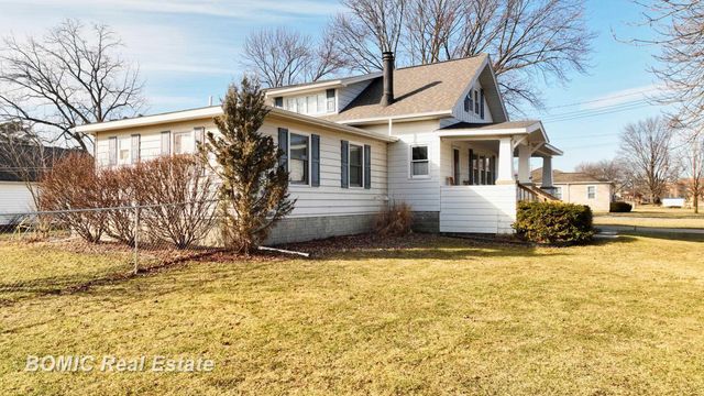 906 Mulholland Street, Hampton Twp, MI 48708