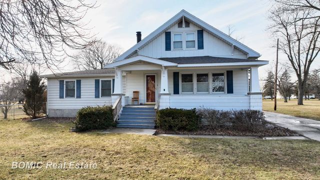 906 Mulholland Street, Hampton Twp, MI 48708