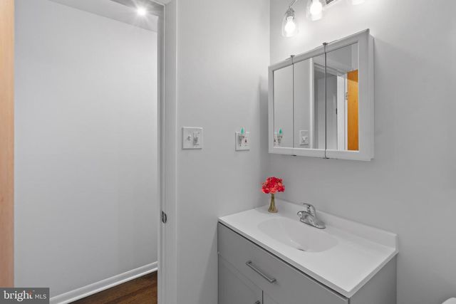 4010 OVERLOOK DR, Ellicott City, MD 21043