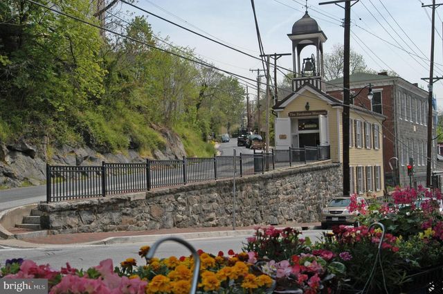 4010 OVERLOOK DR, Ellicott City, MD 21043