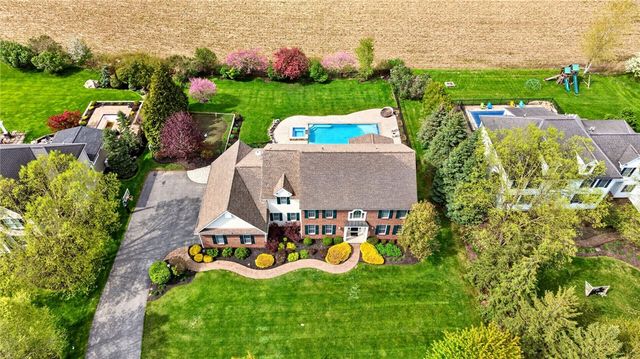63 Mahogany Run, Pittsford, NY 14534