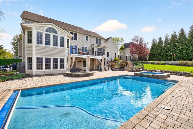 63 Mahogany Run, Pittsford, NY 14534