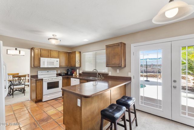 3947 W WHISPERING WIND Drive, Glendale, AZ 85310