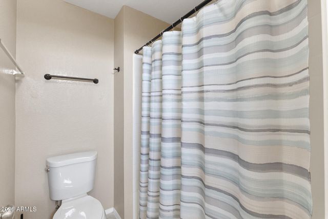 3947 W WHISPERING WIND Drive, Glendale, AZ 85310