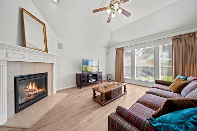 9119 Little Green Street, Tomball, TX 77375