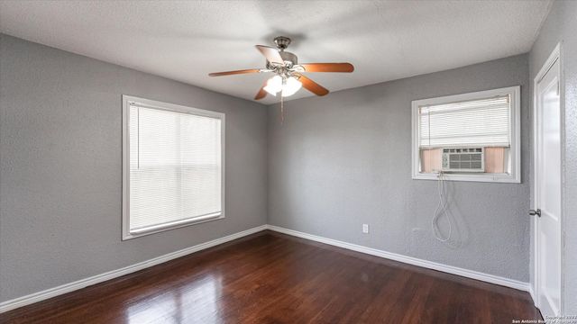 2513 Cincinnati Ave, San Antonio, TX 78228