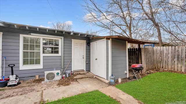 2513 Cincinnati Ave, San Antonio, TX 78228