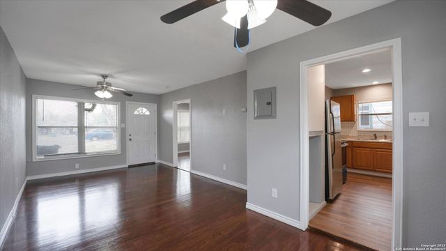 2513 Cincinnati Ave, San Antonio, TX 78228