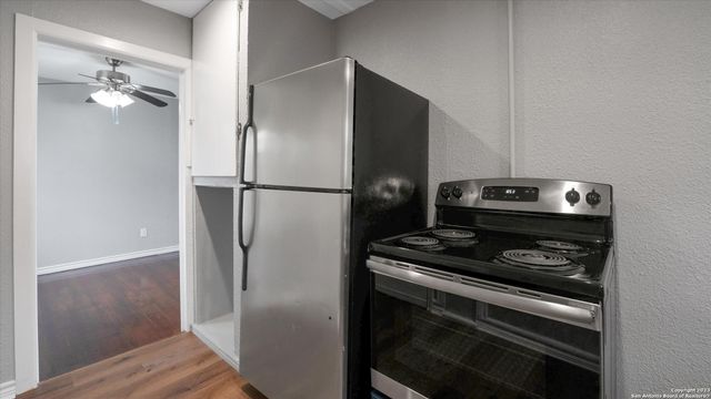 2513 Cincinnati Ave, San Antonio, TX 78228