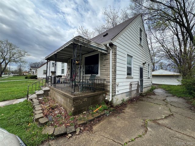 8247 Heyden Street, Detroit, MI 48228