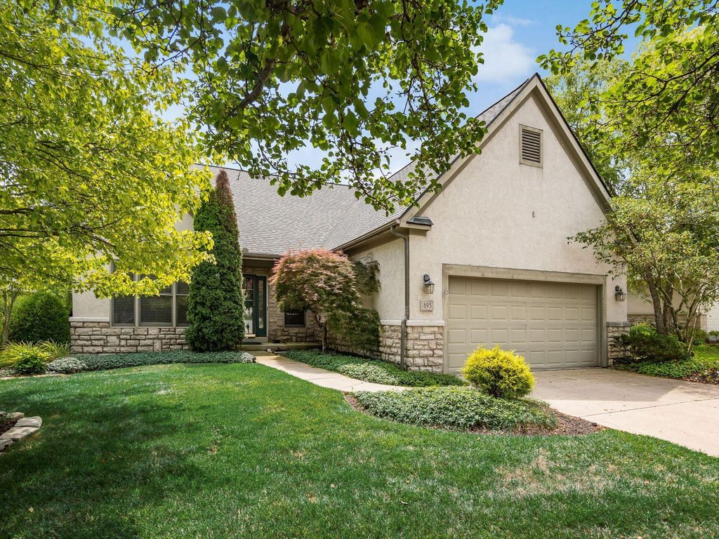 895 Linworth Village Drive, Columbus, OH 43235
