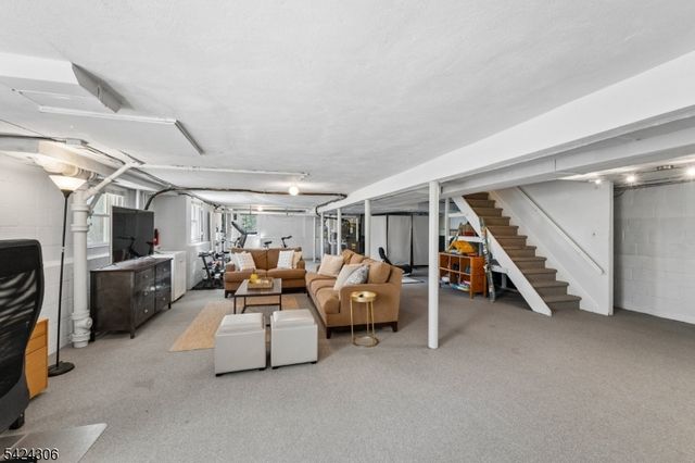 63 Blanchard Rd, South Orange Village Twp., NJ 07079