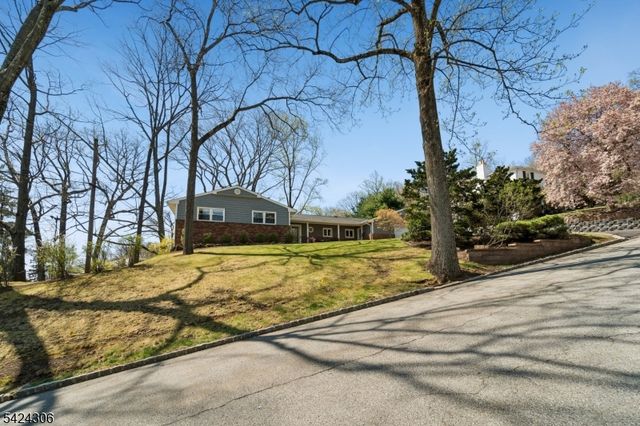 63 Blanchard Rd, South Orange Village Twp., NJ 07079