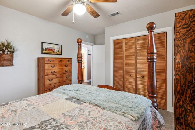 172 Summer Place, Biloxi, MS 39530