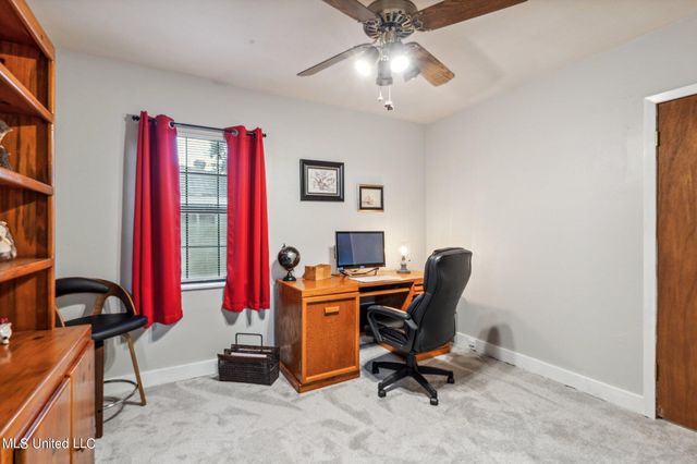 172 Summer Place, Biloxi, MS 39530