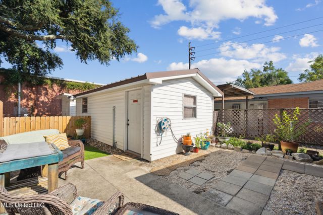172 Summer Place, Biloxi, MS 39530