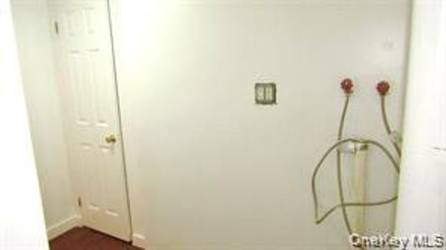 10411 200th Street, Saint Albans, NY 11412