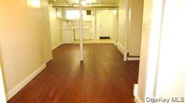 10411 200th Street, Saint Albans, NY 11412