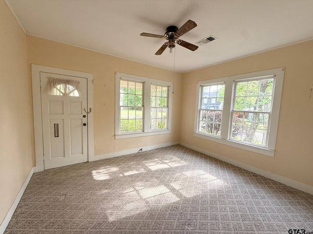 109 Lazy Lane, Crockett, TX 75835