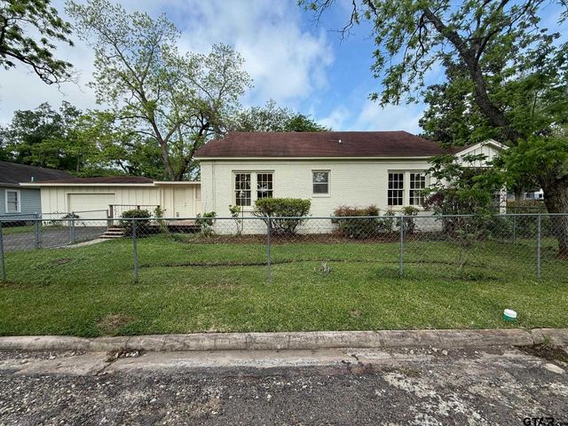 109 Lazy Lane, Crockett, TX 75835
