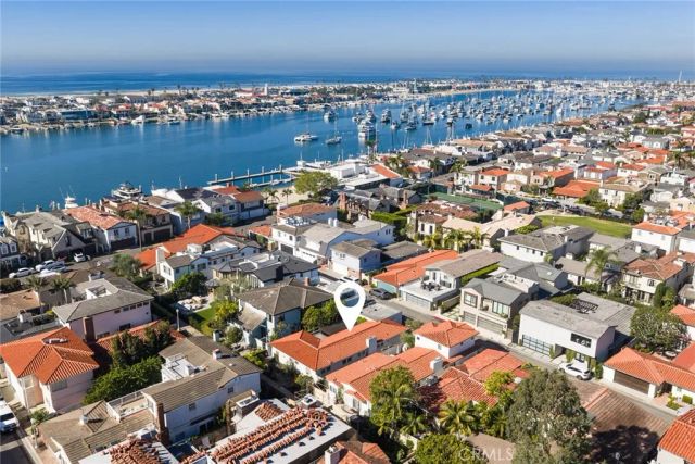 120 Via Undine, Newport Beach, CA 92663