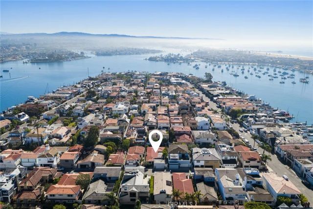 120 Via Undine, Newport Beach, CA 92663