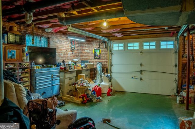 122 Springdale Drive, Thomaston, GA 30286