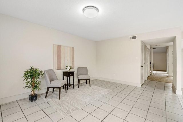 7204 S Dairy Ashford Road, Houston, TX 77072