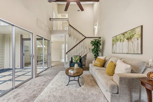 7204 S Dairy Ashford Road, Houston, TX 77072