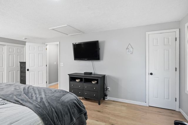 98 Mort Vining Rd, Southwick, MA 01077