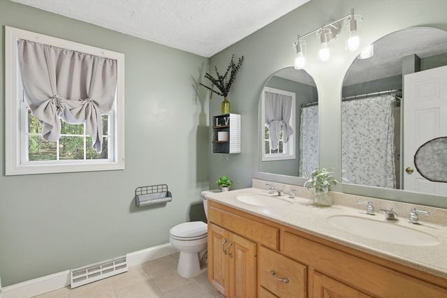 98 Mort Vining Rd, Southwick, MA 01077