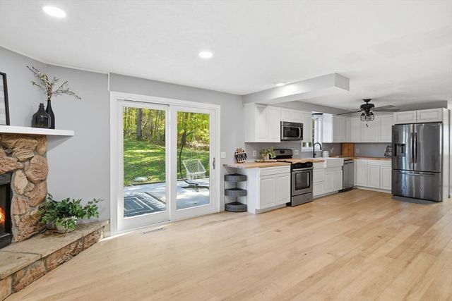 98 Mort Vining Rd, Southwick, MA 01077